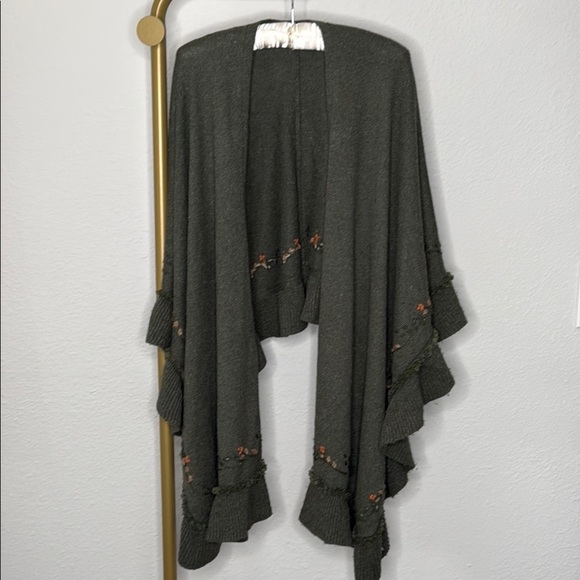 Soft Surroundings Wool Silk Blend Women's Wrap Olive Green Knit Shawl Lagenlook - Picture 2 of 6